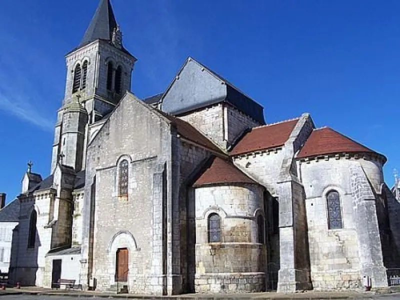 Église à Sancergues