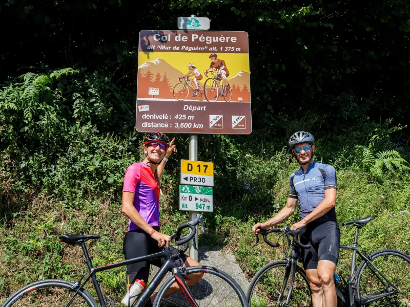Boucle du mur de Péguère en Ariège