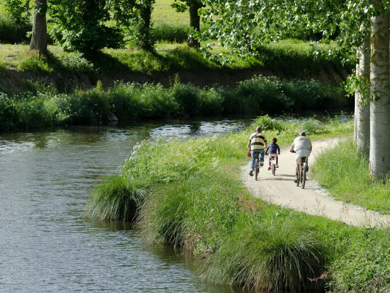 Canal d'Ille et Rance à vélo en famille - Voie 2 Bretagne