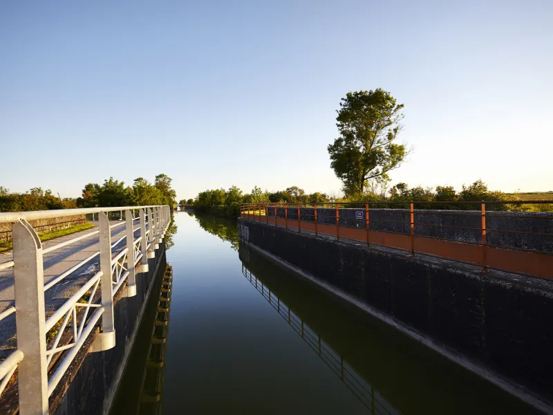 Canal de Marans à vélo