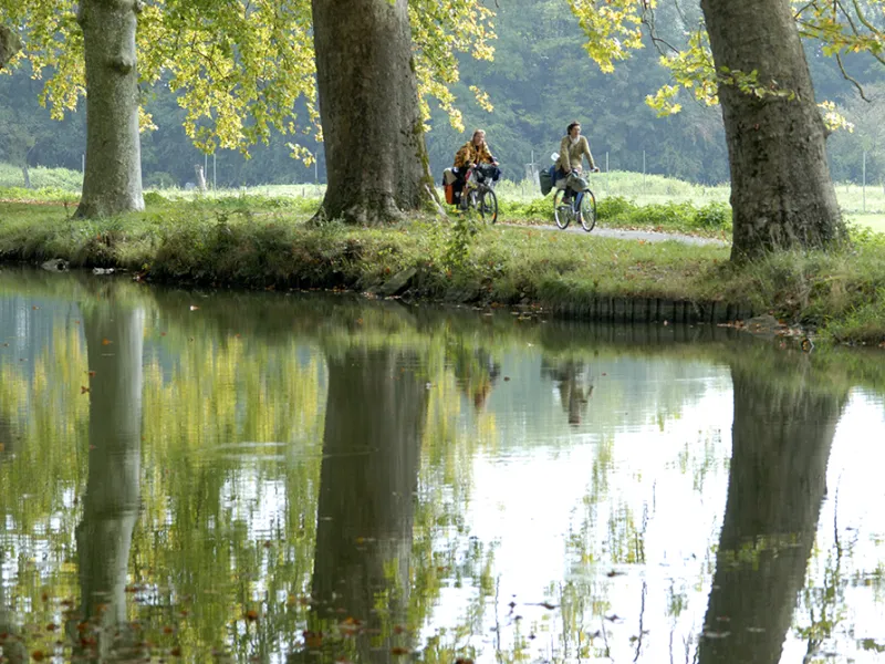 Canal du Rhône au Rhin à vélo vers Dole - EuroVelo 6