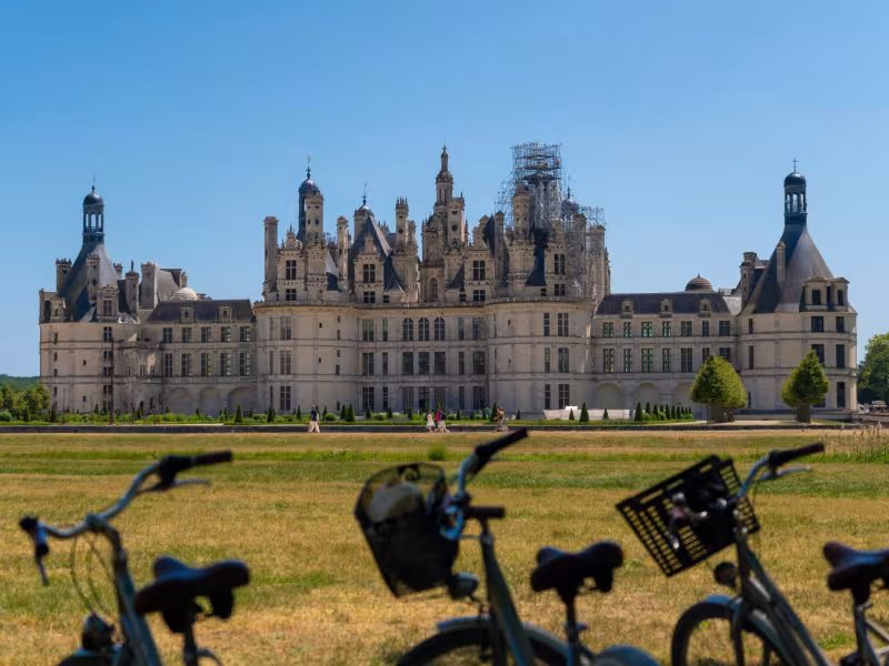 Arrivée à vélo au château de Chambord