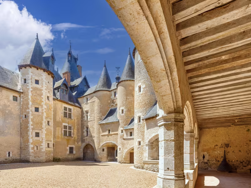 Château de Fougères-sur-Bièvre