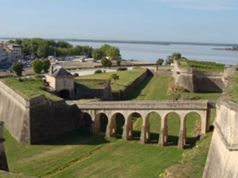 La citadelle de Blaye construite par Vauban au bord de la Gironde