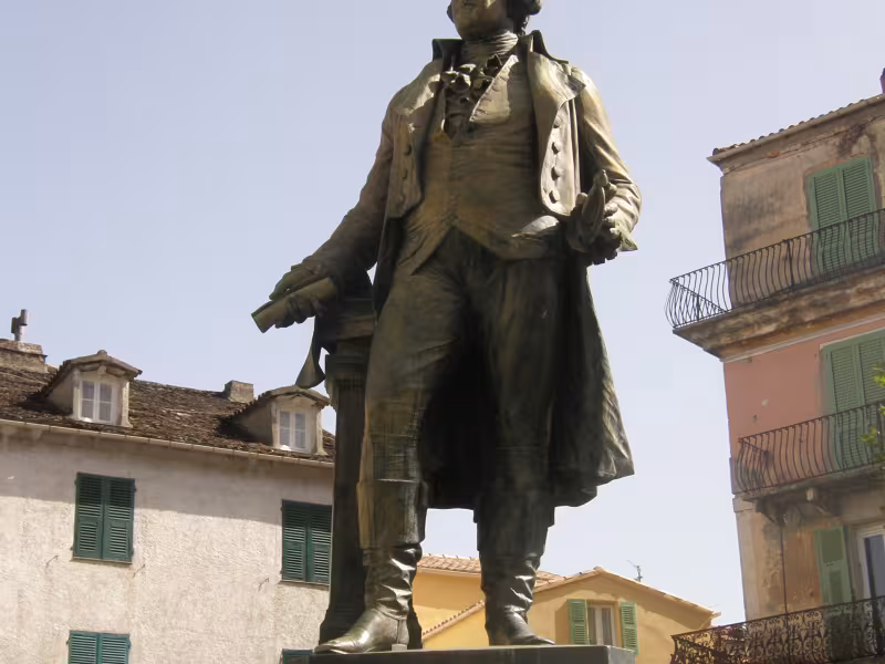 Statue de Pascal Paoli à Corte