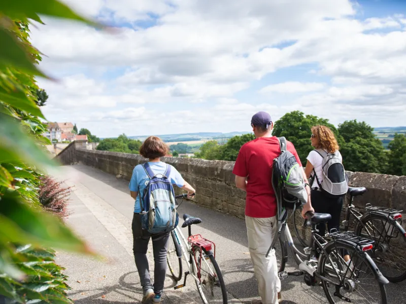 Visite de Langres à vélo avant de s'élancer sur la Meuse à Vélo