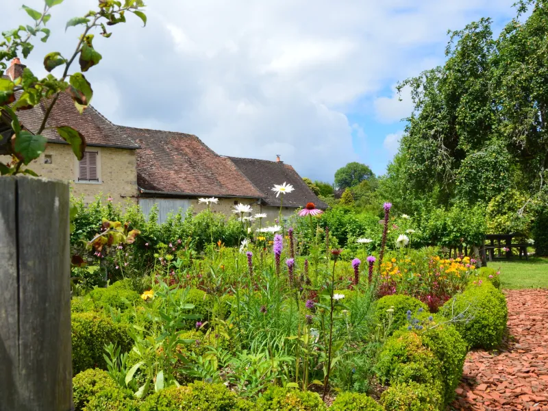 Jardin de l'An Mil à nos jours (Rilhac-lastours)