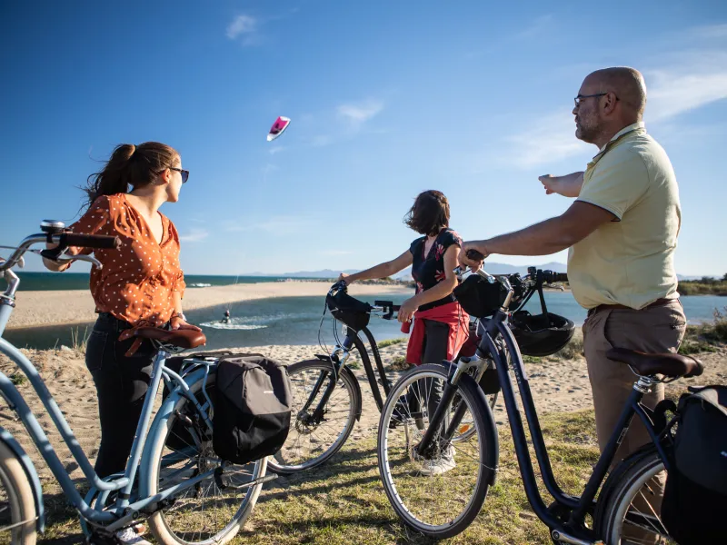 Plage sur La Méditerranée à vélo au Barcarès