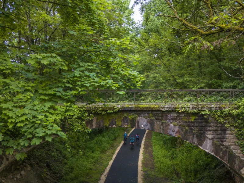 Voie verte à vélo aux abords de Nontron