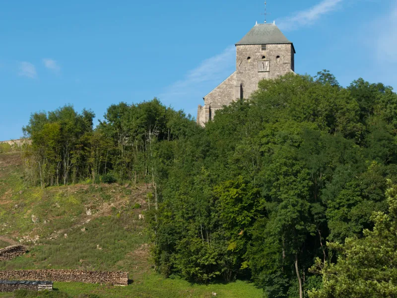 Tour à Dun-sur-Meuse