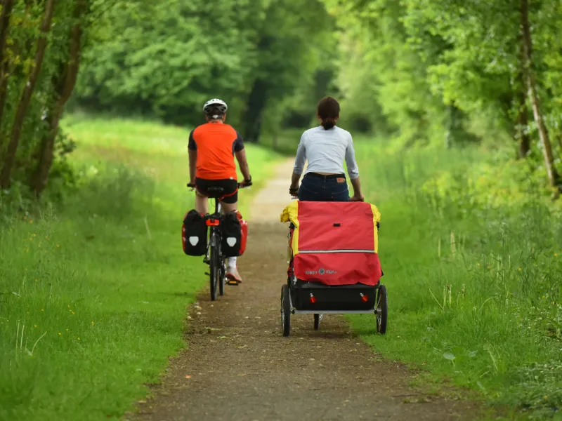 Vélo en forêt en famille - La Vélo Francette