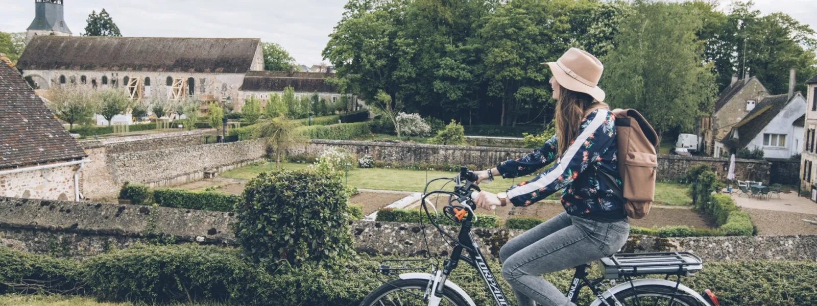Cycliste dans le Perche