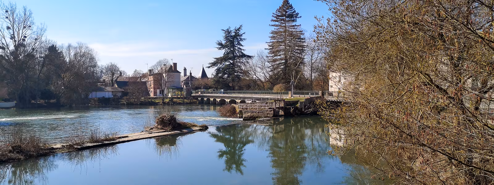 Pont-de-Ruan et son moulin
