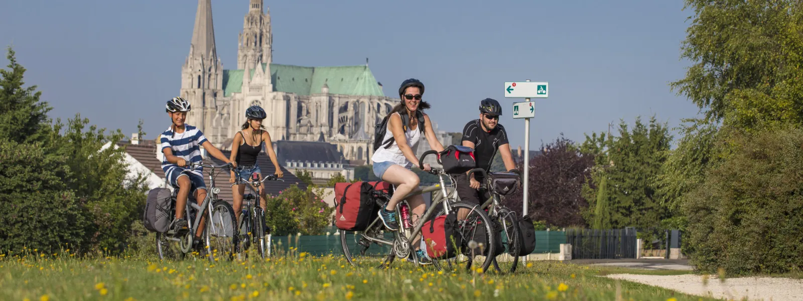Piste cyclable à Chartres sur La Véloscénie