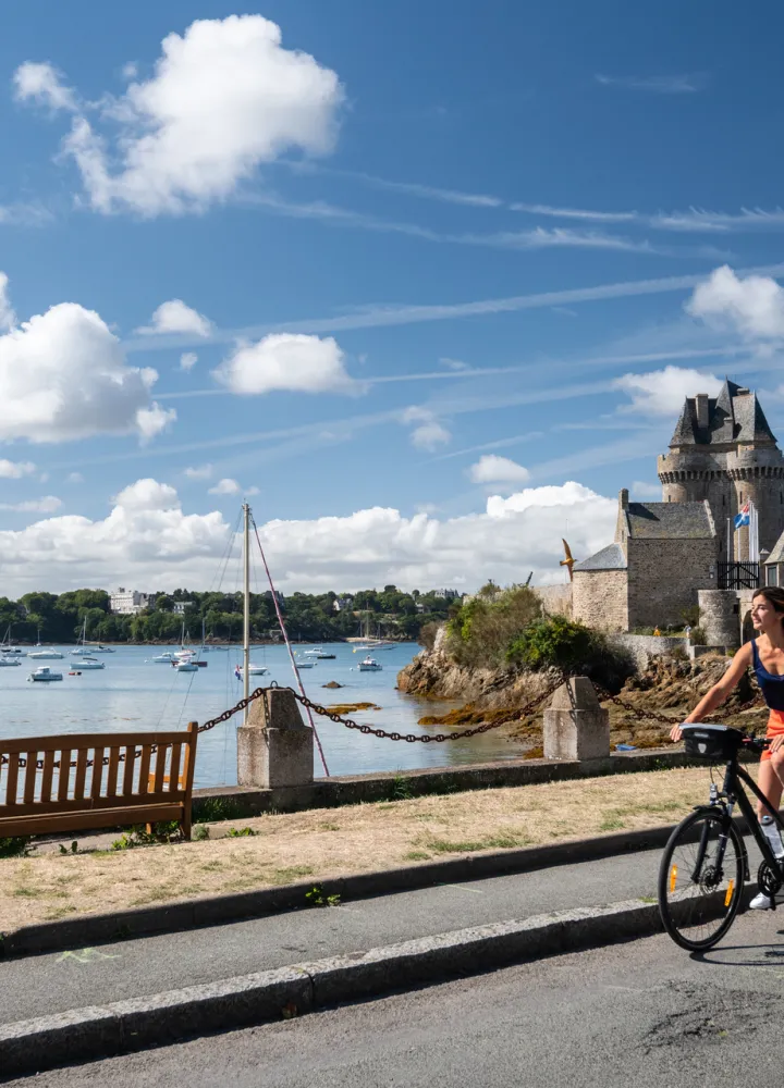 La Tour Solidor à Saint-Malo - La Vélomaritime