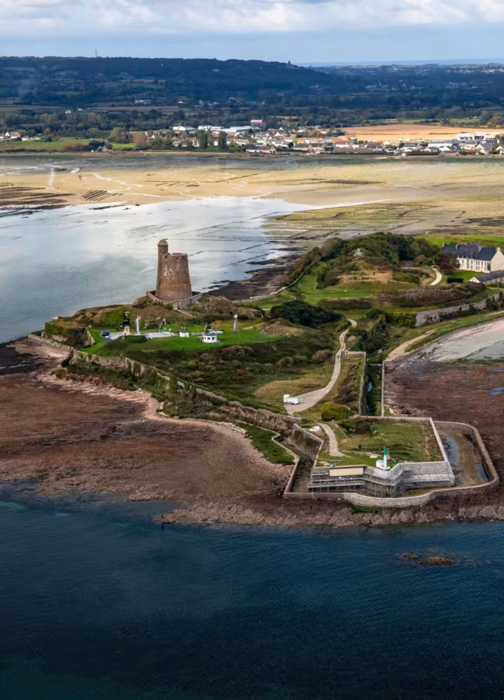 Fort et tour Vauban à Saint-Vaast-la-Hougue