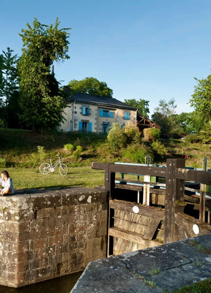 Canal d'Ille et Rance aux écluses d'Hédé-Bazouges