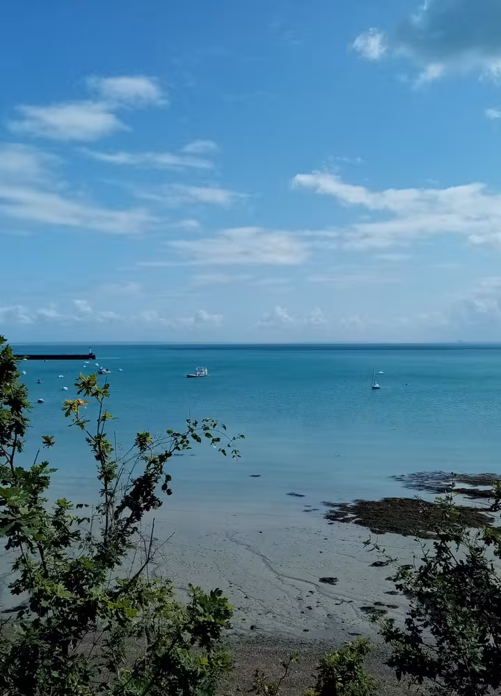 Vue sur la Manche à Cancale