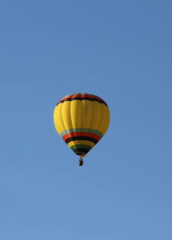 Envol de la montgolfière