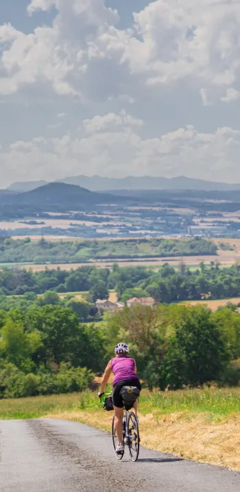 Vue sur la Limagne et le massif du Sancy