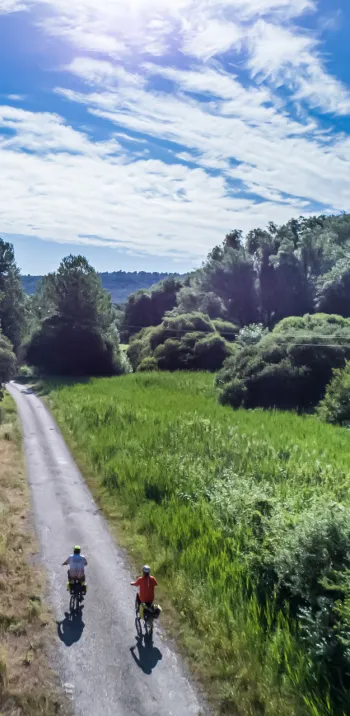 Jouques sur La Méditerranée à Vélo