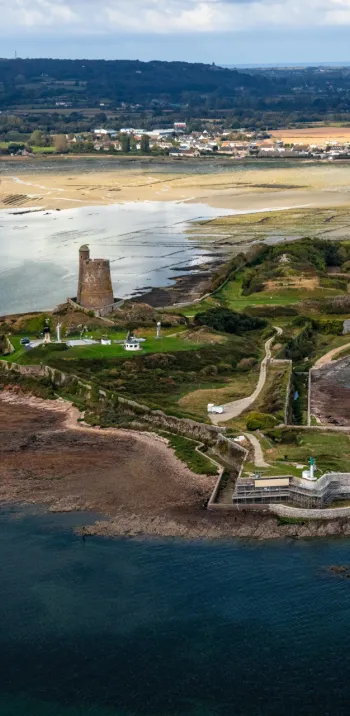 Fort et tour Vauban à Saint-Vaast-la-Hougue