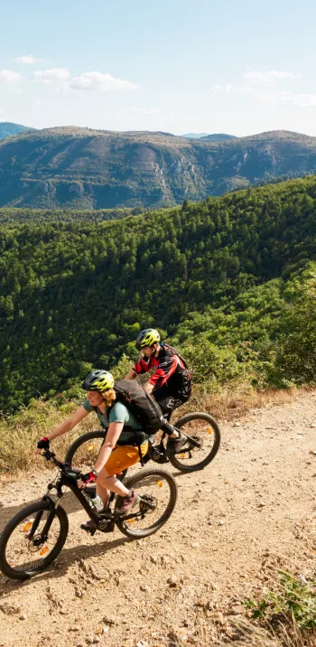 Envie d'une aventure itinérante à VTT ou en gravel ?
