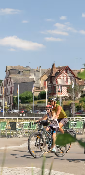 Cyclistes à Bagnoles de l'Orne