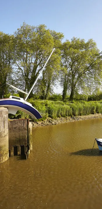De Nantes à la mer par l'estuaire