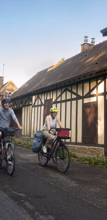 Cyclistes à Conches-en-Ouche