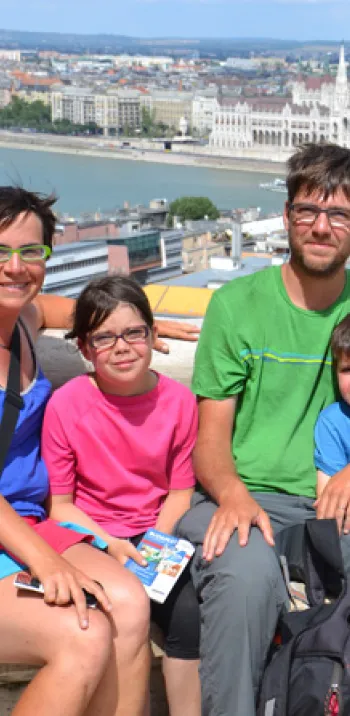 Présentation du voyage à vélo de Gael, Maud, Neela et Célian