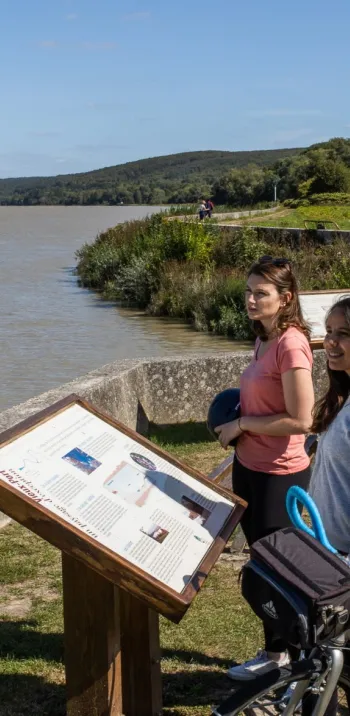 point-de-vue-seine-a-velo-vieux-port-eure.jpg