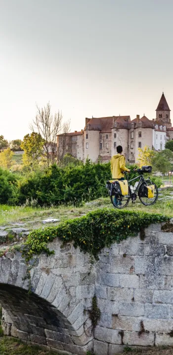 Prieuré de Pommiers-en-Forez