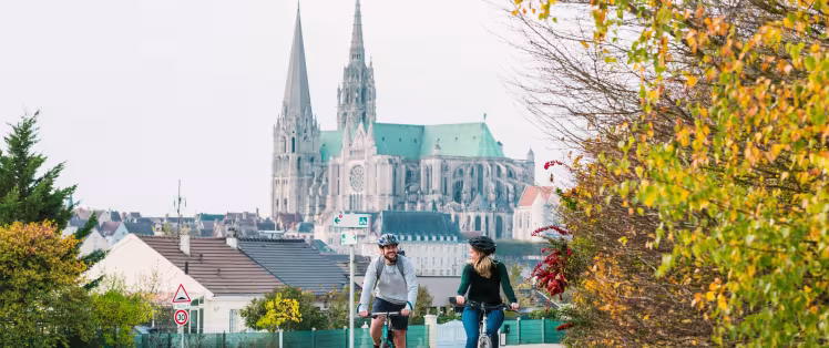 Cyclistes à Chartres