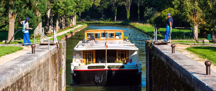Le canal de Bourgogne en famille avec Terres d'Aventure