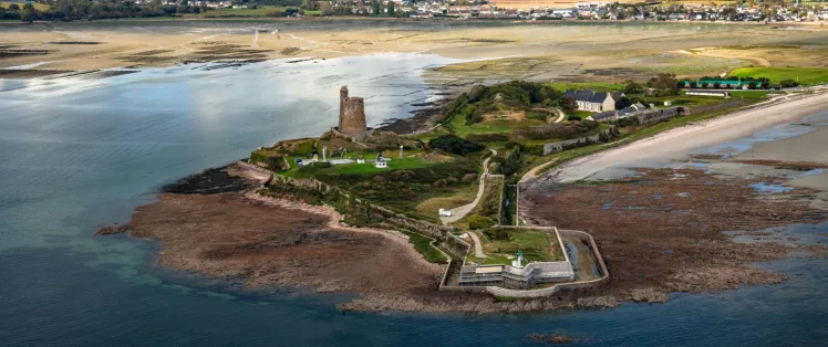 Fort et tour Vauban à Saint-Vaast-la-Hougue