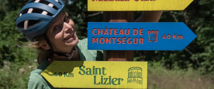 Panneaux touristiques sur La Vélosud