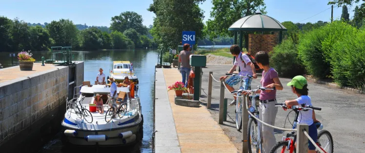 Séjours le long de la vallée de la Mayenne avec Safrantours