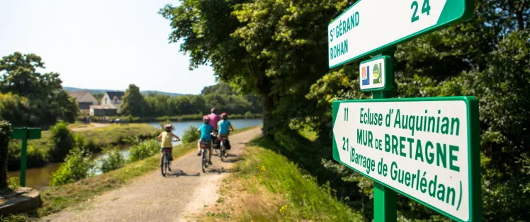 Signalisation vélo en Bretagne