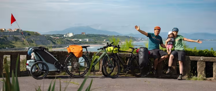 Départ d'un voyage à vélo en famille sur la Vélosud