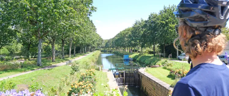 Sur le canal de Nantes à Brest