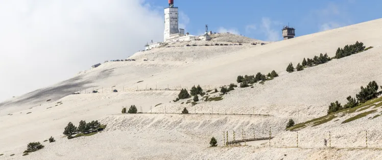 1912 m : mont Ventoux