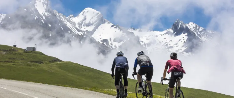 Route des cols au col de l'Aubisque