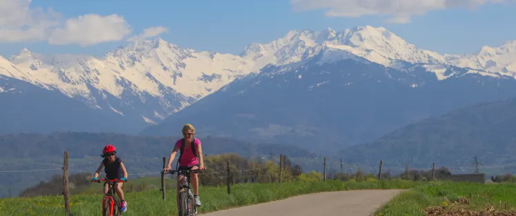 Les lacs des Savoies à vélo