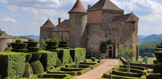 Château de Berzé le Chatel