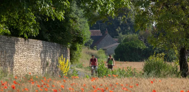 En passant par Angles sur l'Anglin - Boucle vélo n°7