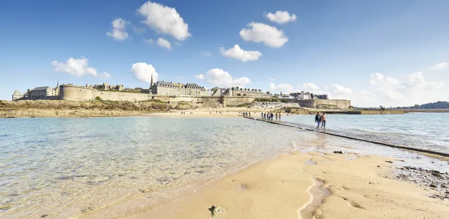 Passage sur la mer à St-Malo