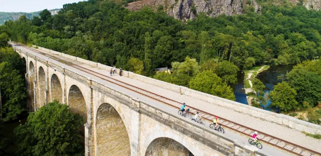 Viaduc de Clécy à vélo