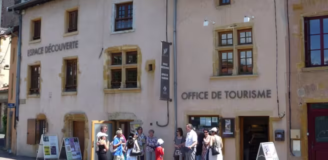 Visite de L'Arbresle au départ de l'Office de tourisme