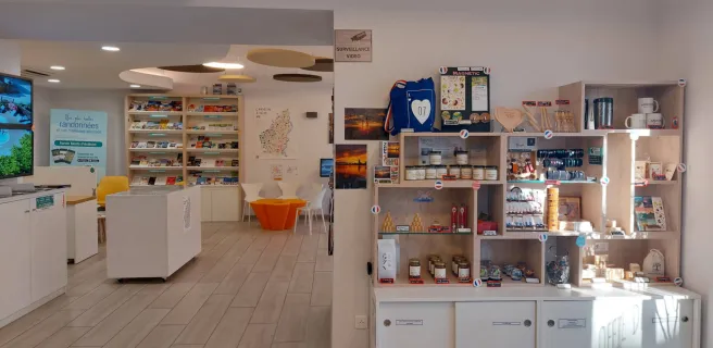 Intérieur - boutique et espace d'accueil